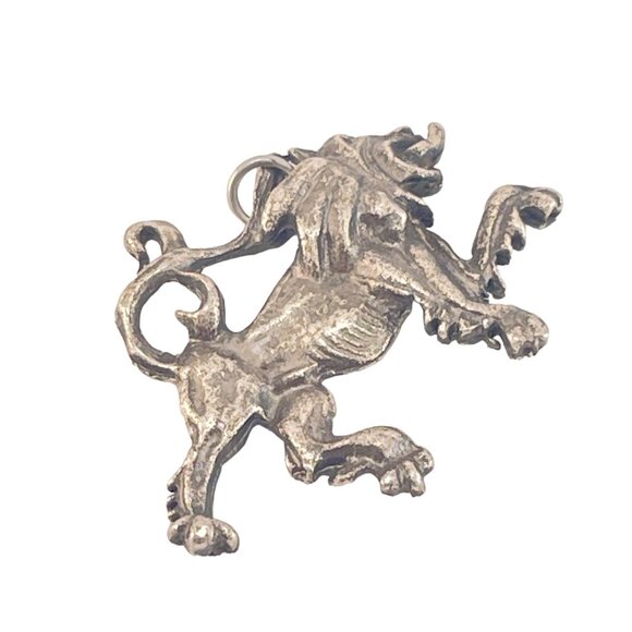 Vintage Silver Lion Pendant Handcrafted Mythical Beast Jewelry Ornate Medieval S - Picture 1 of 6